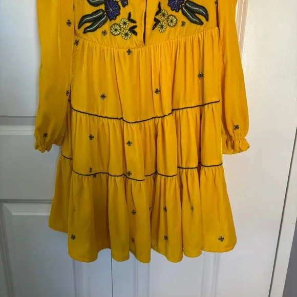 Anthropology Frock & Frill yellow velvet cold-shoulder dress w floral embroidery - Picture 3 of 15